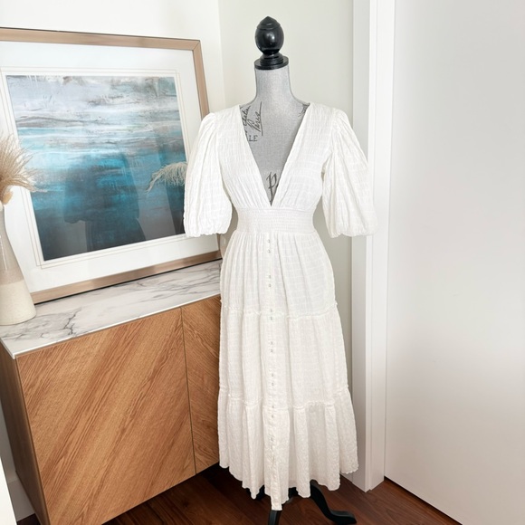 Sovere Australian brand Cotton Puffed Sleeve Off White Tiered Summer Dress - Picture 1 of 16